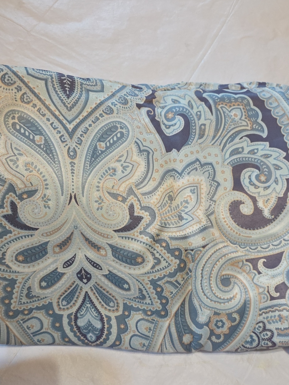 Valencia NEW Pair Blackout Curtain Panels Grommets Paisley Blue Beige 100x84 - Picture 5 of 7